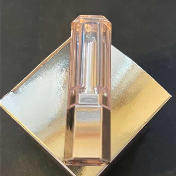 NWT Lancôme Lip Idôle Squalane-12 Butterglow™ Hydrating Lip Balm (Keep It Glowy) - Picture 6 of 10